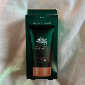 NEW IN BOX- Matix Beauty Charge Premium Hand Cream from Japan